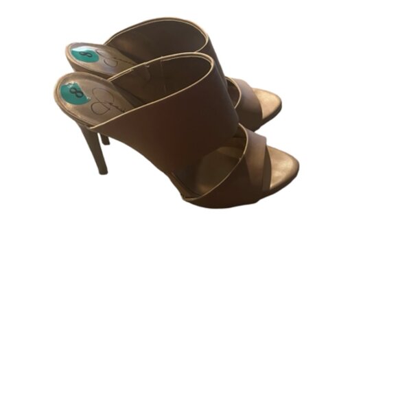 Jessica Simpson Mule Heels, Beige, Size 8 - Picture 3 of 4